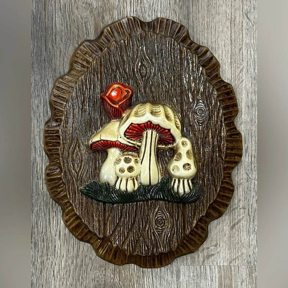 Unique Vintage 2 Piece Brown and Red Mushroom Wall Decor - Picture 2 of 6